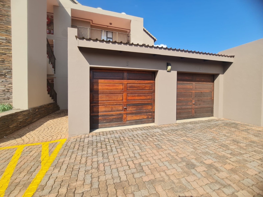 To Let 2 Bedroom Property for Rent in Kosmos North West